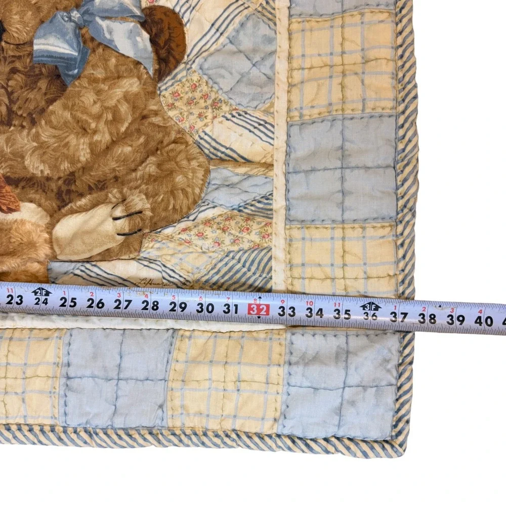 Vintage Teddy Bear Baby Quilt Nursery Wall Hanging Cottagecore 30x36